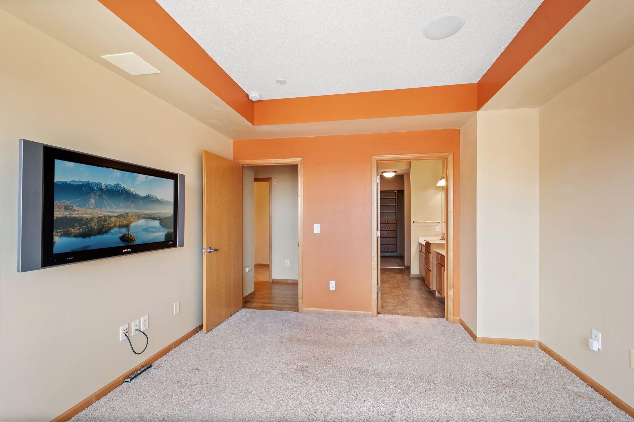 150 E Burnsville Parkway #304, Burnsville, Minnesota image 15