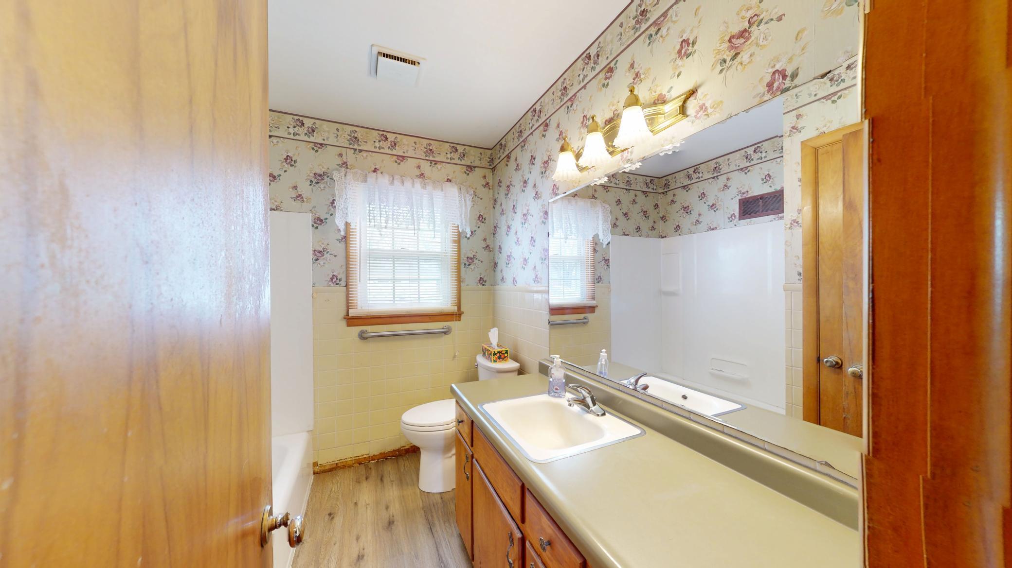 219 E Richway Drive, Albert Lea, Minnesota image 21