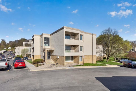 Condo For Sale - 1911 Viking Drive<br/> Olmsted County, Rochester, MN 55901