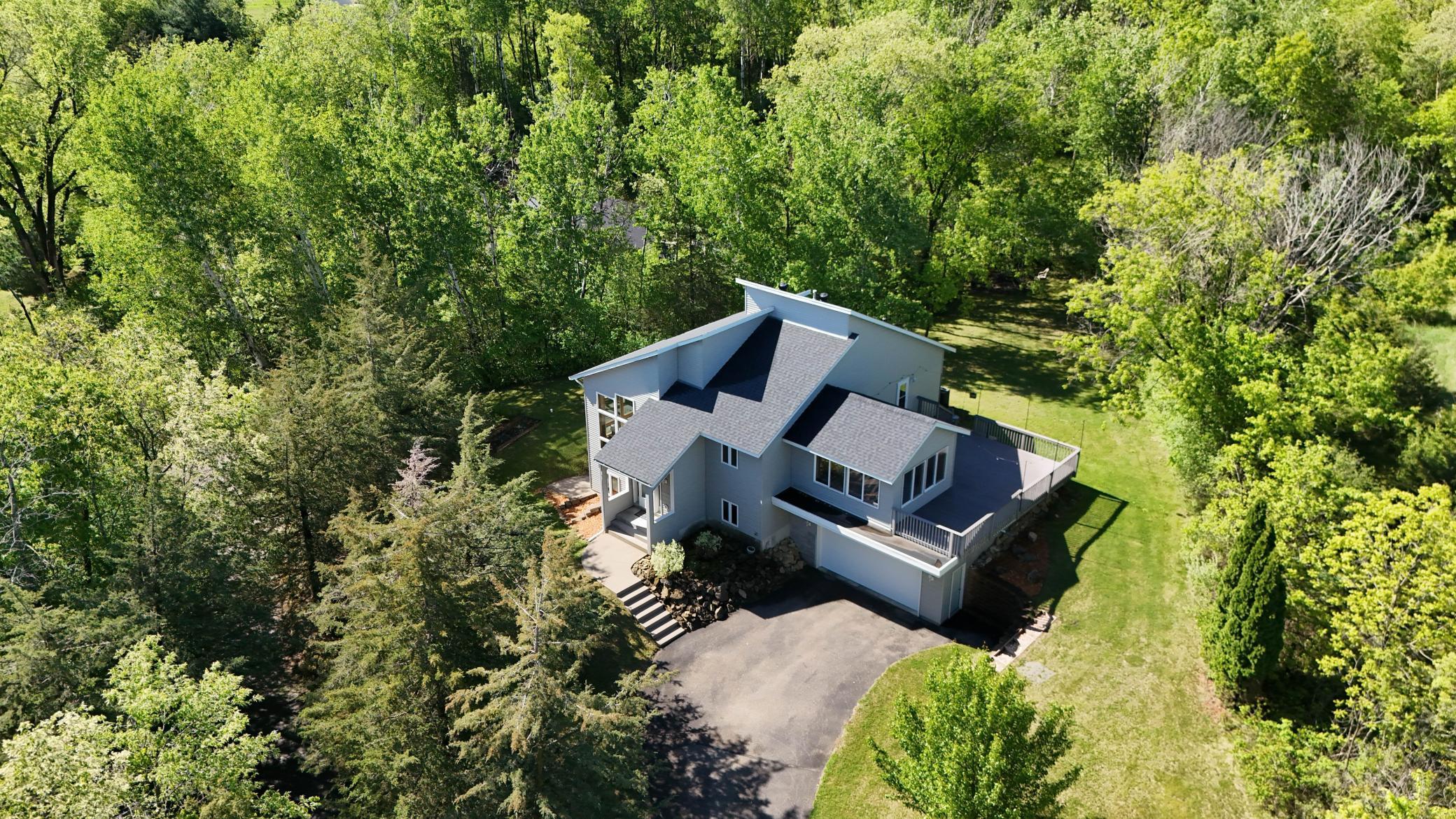292 Townsvalley Road, River Falls, Wisconsin image 1