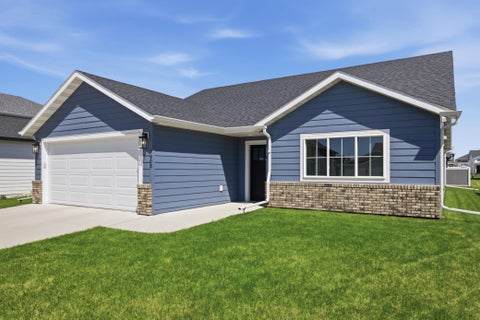 Homes For Sale - 7903 Buckthorn Avenue<br/> Cass County, Horace, ND 58047