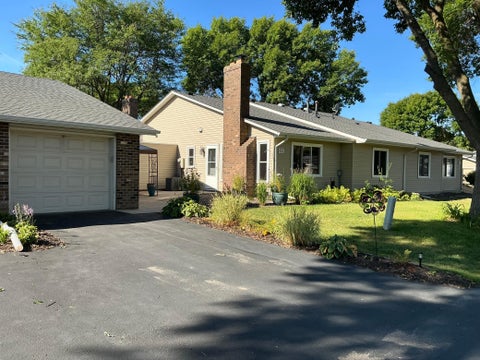 Townhouse For Sale - 9362 Ranchview Lane<br/> Hennepin County, Maple Grove, MN 55369