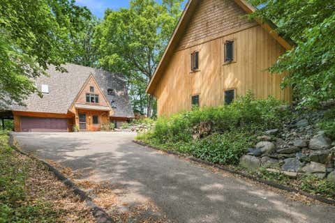 Homes For Sale - 420 Pleasant View Road<br/> Chanhassen, MN 55317