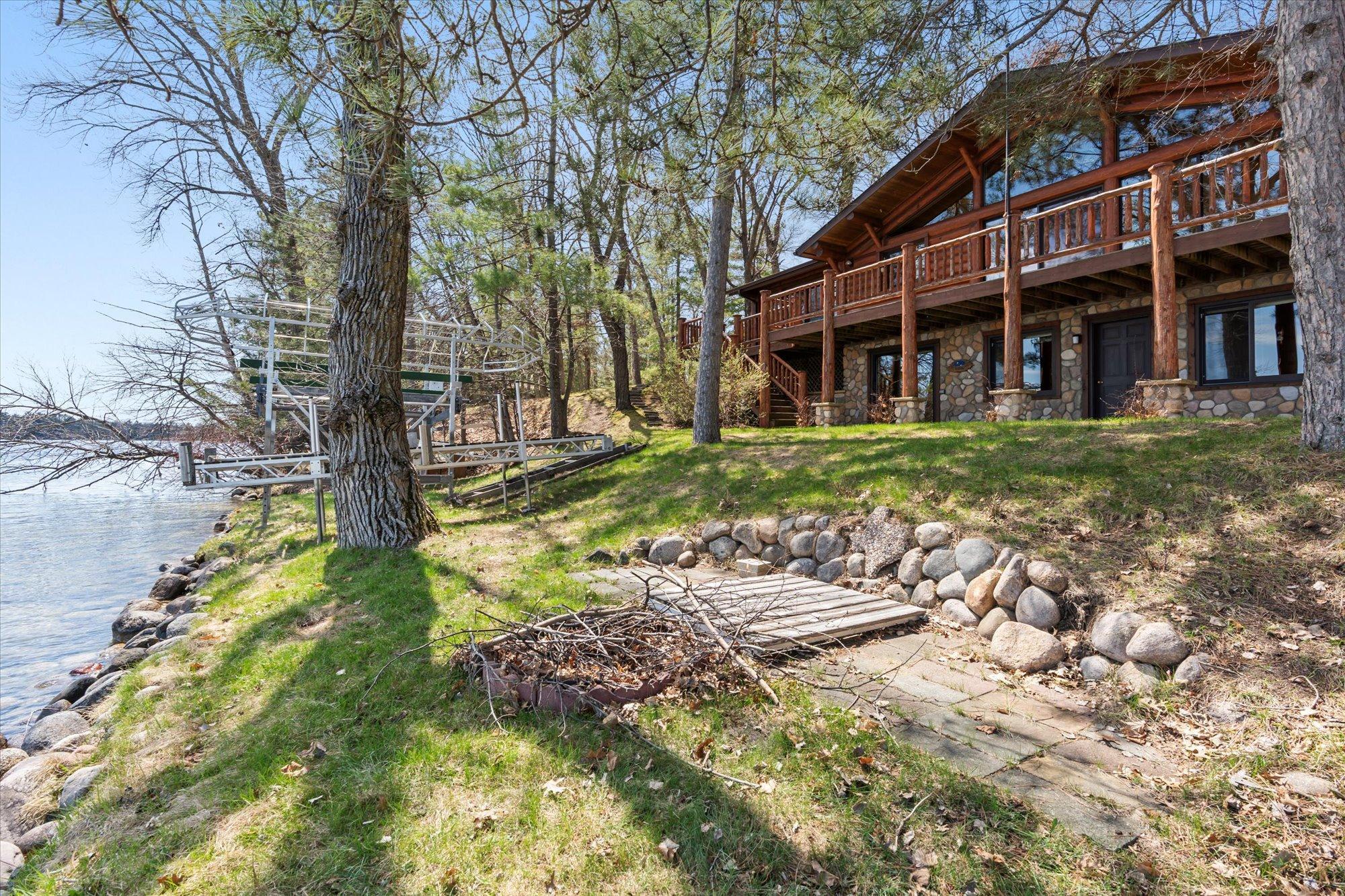 35416 Maroda Drive, Crosslake, Minnesota image 2