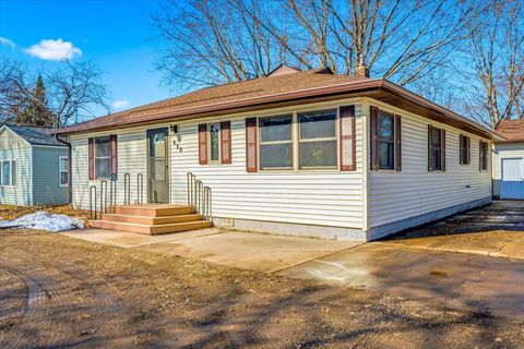 Homes For Sale - 620 2nd Street<br/> Washington County, Forest Lake, MN 55025