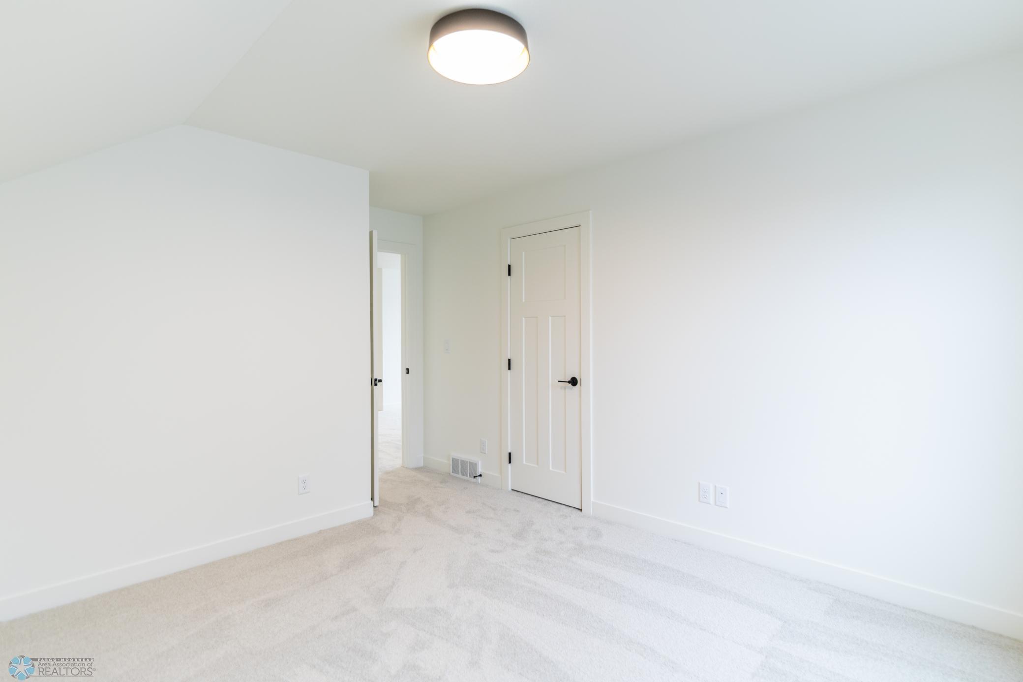 West Fargo, North Dakota 58078, United States, 3 Bedrooms Bedrooms, ,3 BathroomsBathrooms,Residential,Active,87135