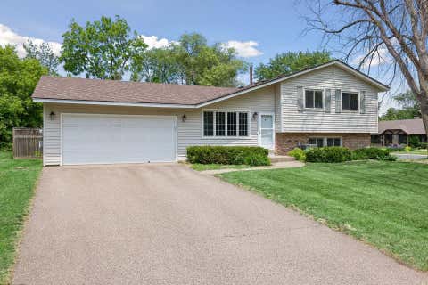 Homes For Sale - 9630 12th Avenue Circle<br/> Hennepin County, Bloomington, MN 55425