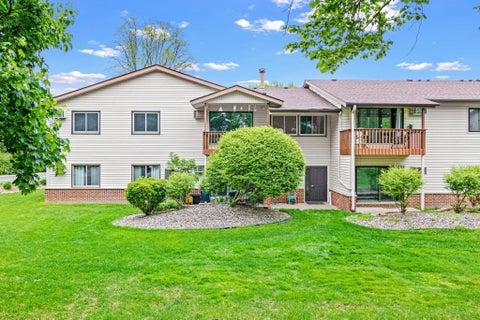 Condo For Sale - 4000 Foss Road<br/> Ramsey County, Minneapolis, MN 55421