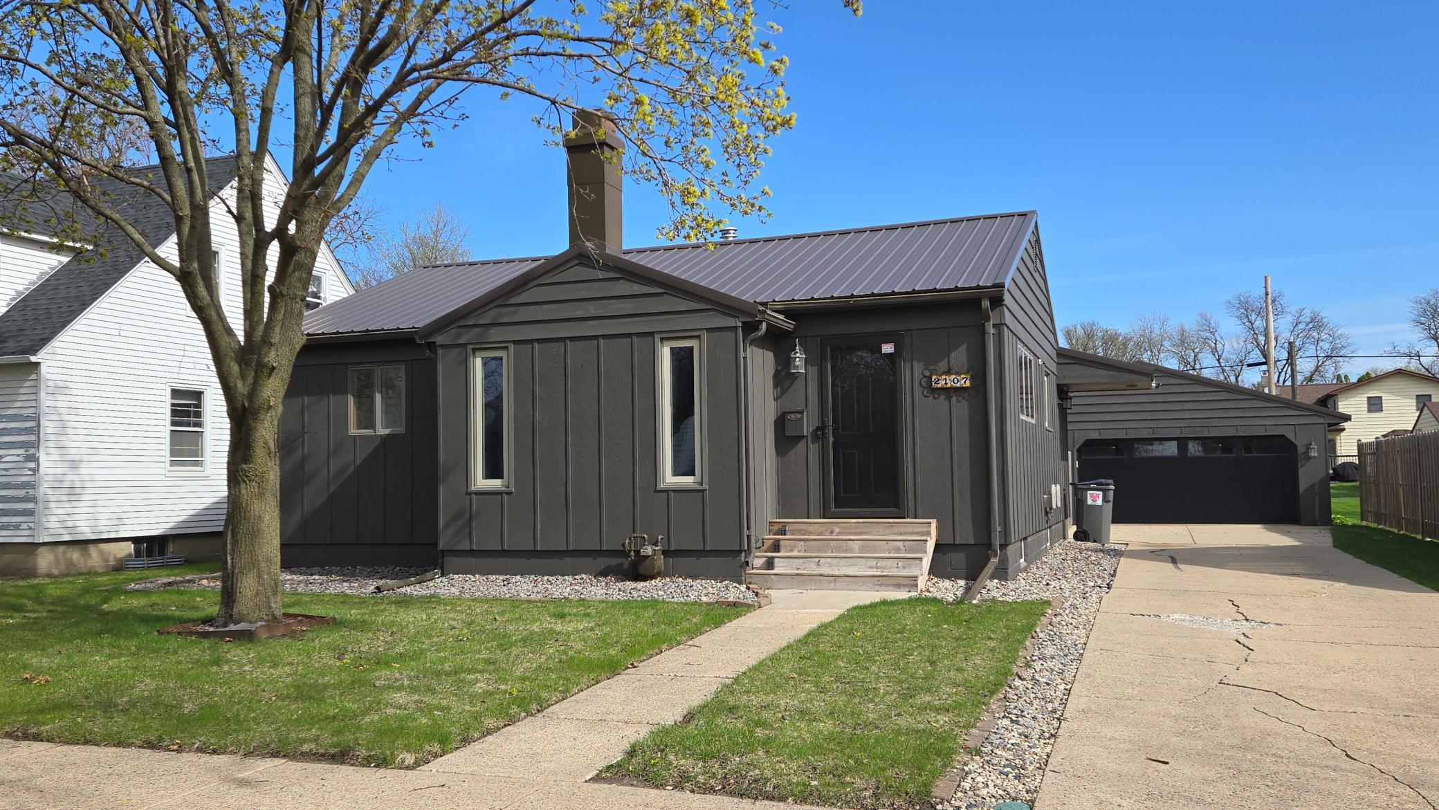 2107 1st Avenue, Austin, Minnesota image 1