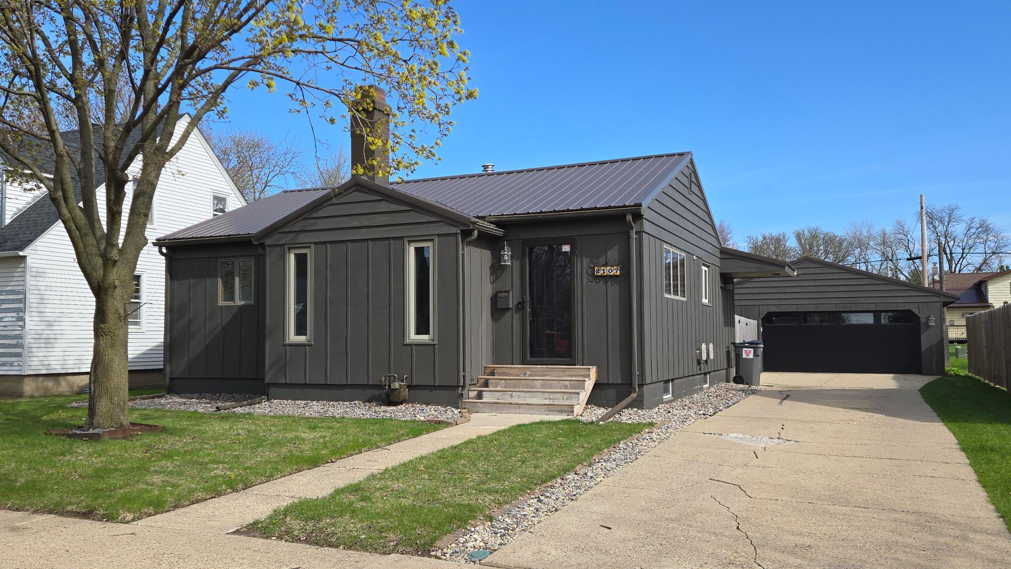 2107 1st Avenue, Austin, Minnesota image 3