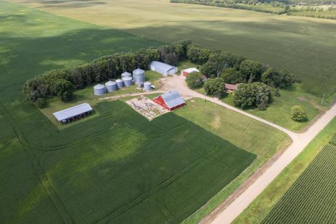 Homes For Sale - 19118 Aspen Avenue<br/> Tracy, MN 56175