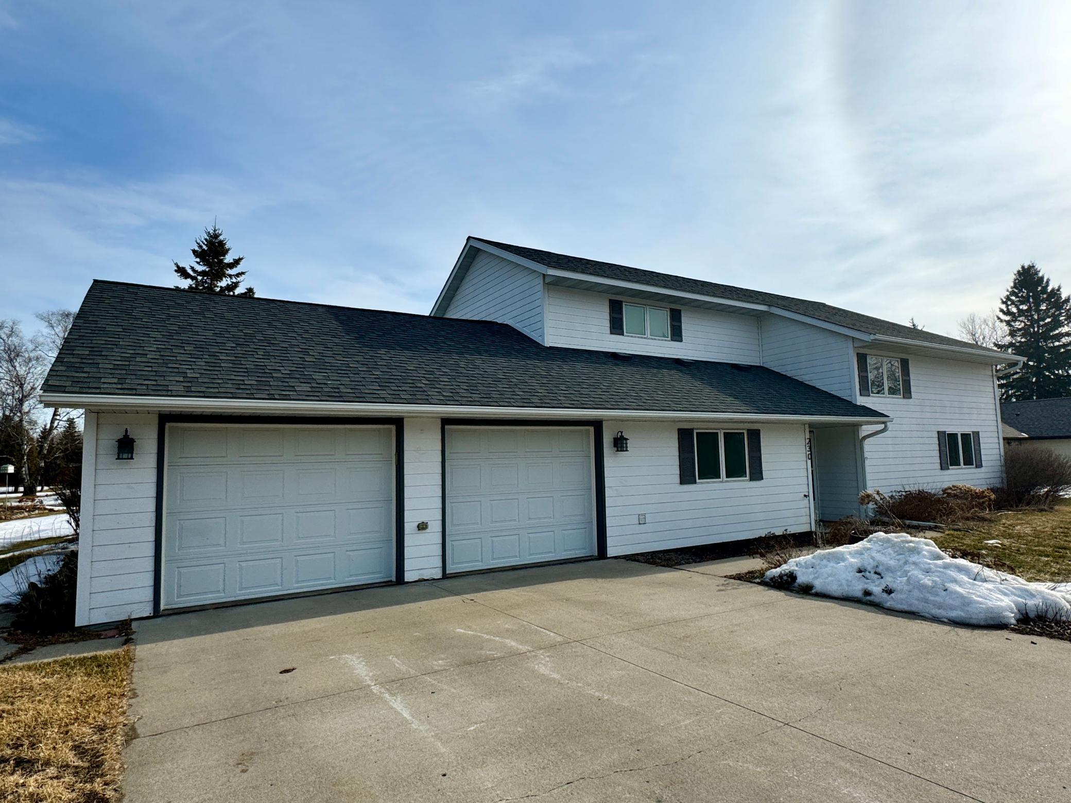 230 Dogwood Drive, Warroad, Minnesota image 2