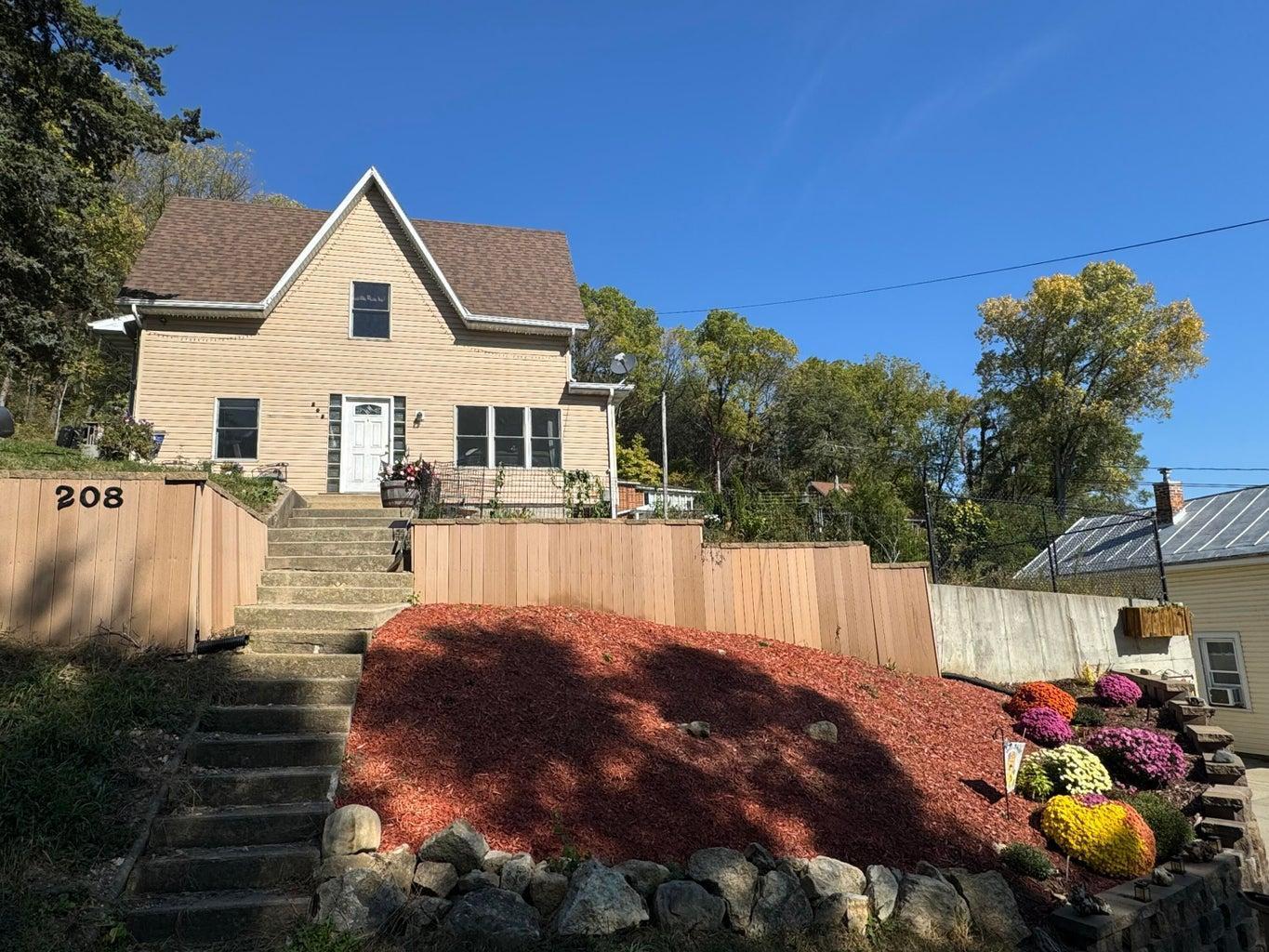 208 Adams Street, Brownsville, Minnesota image 1