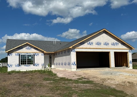 Homes For Sale - 867 Goves Way<br/> Madelia, MN 56062