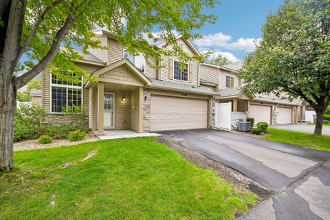 Townhouse For Sale - 13598 Partridge Circle<br/> Andover, MN 55304