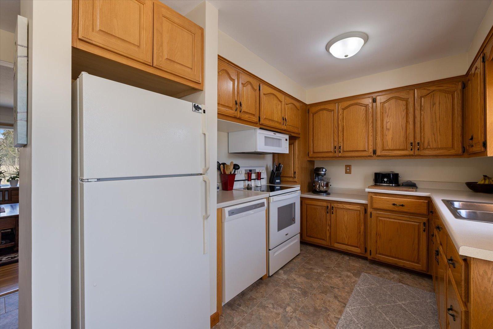 707 Arrowhead Street, Aurora, Minnesota image 16