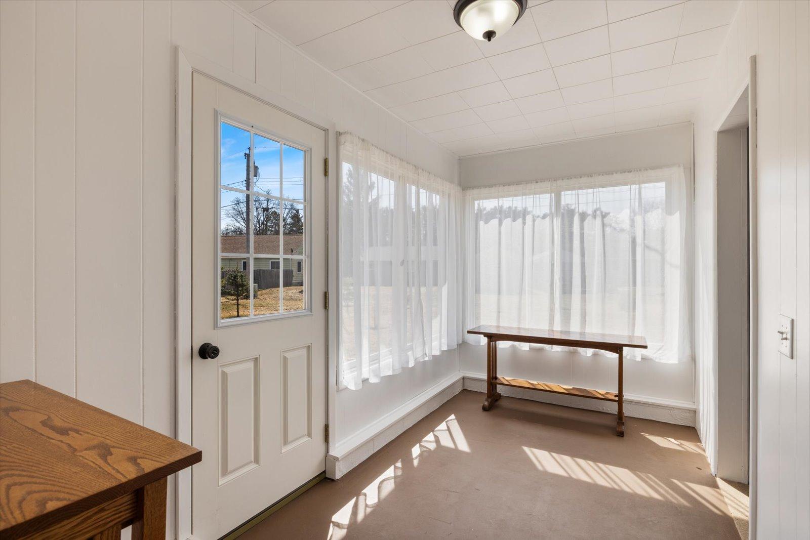 707 Arrowhead Street, Aurora, Minnesota image 34