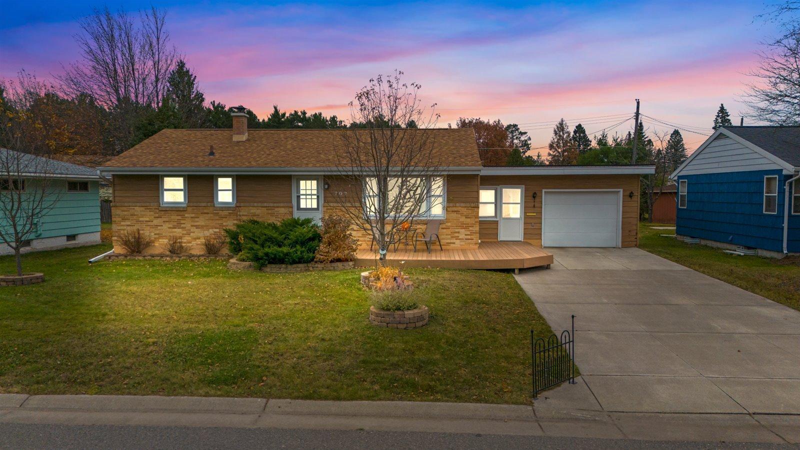 707 Arrowhead Street, Aurora, Minnesota image 1