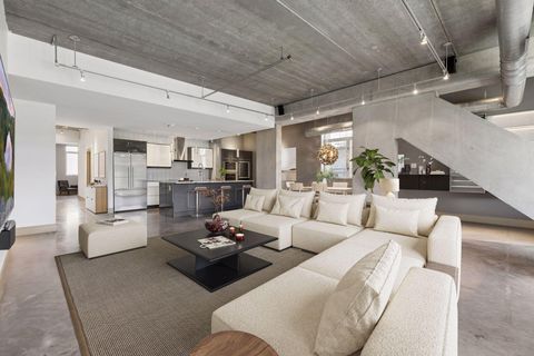 Condo For Sale - 345 6th Avenue<br/> Minneapolis, MN 55401