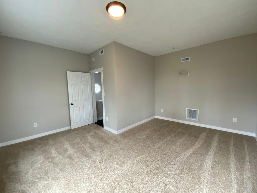 5472 Stagecoach Trail #M, Stillwater, Minnesota image 9