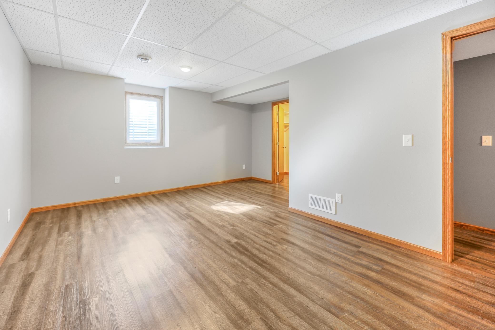 816 32nd Avenue, Saint Cloud, Minnesota image 27