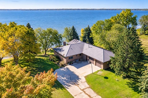 Homes For Sale - 38192 N Shore Drive<br/> Battle Lake, MN 56515