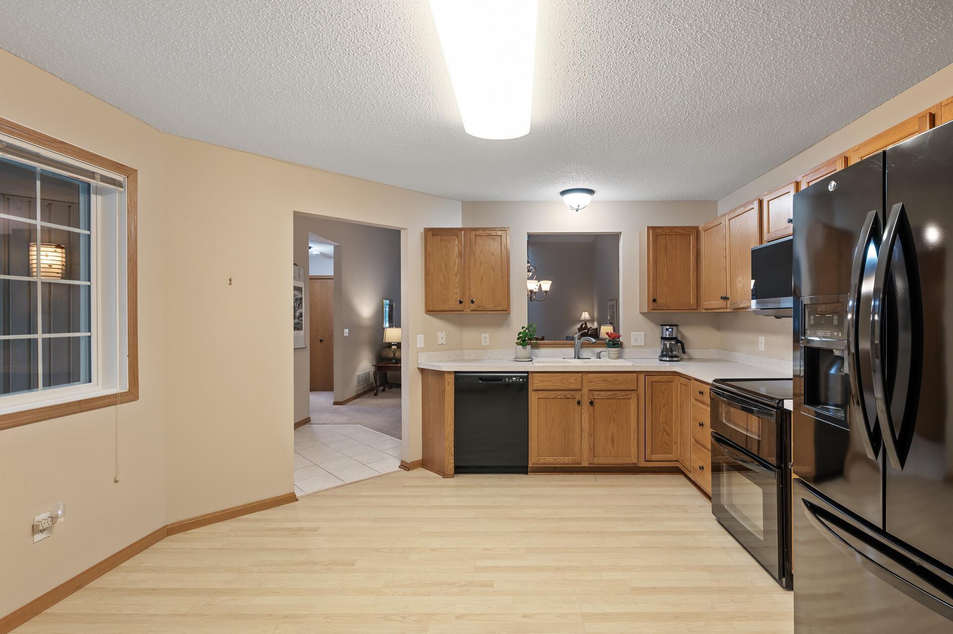 8859 Peep Oday Trl, Eden Prairie, Minnesota image 8