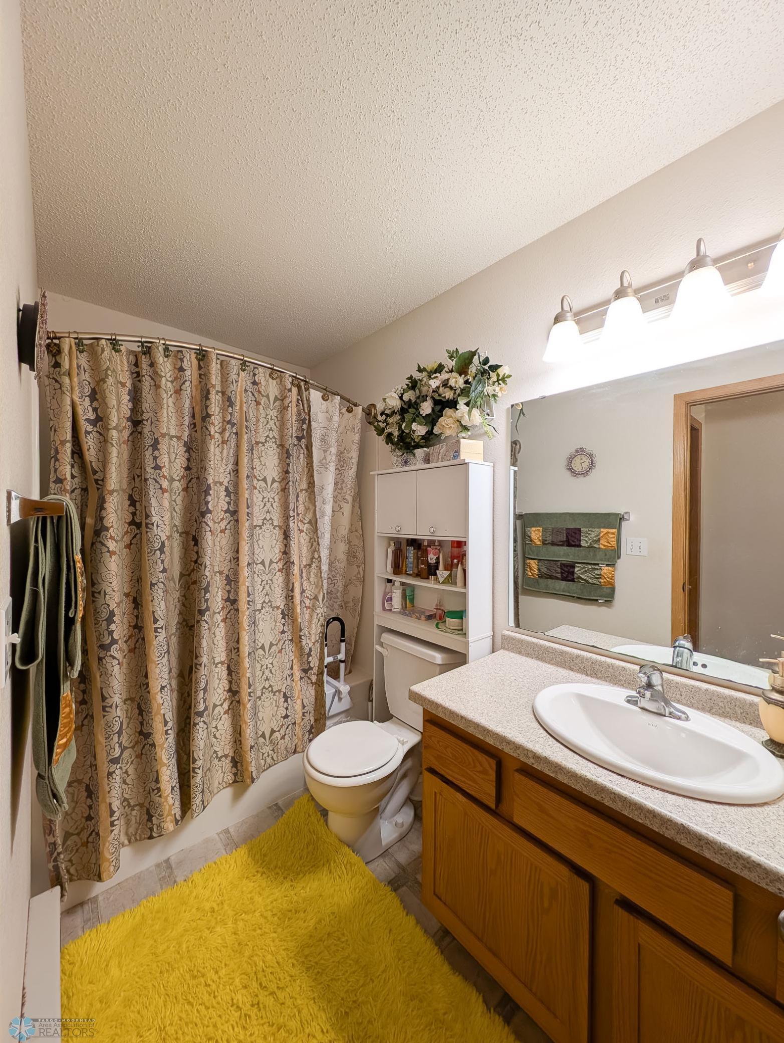 2298 57 Avenue, Fargo, North Dakota image 28