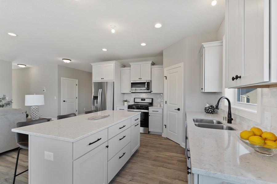 1371 Southfork Drive, Hutchinson, Minnesota image 3