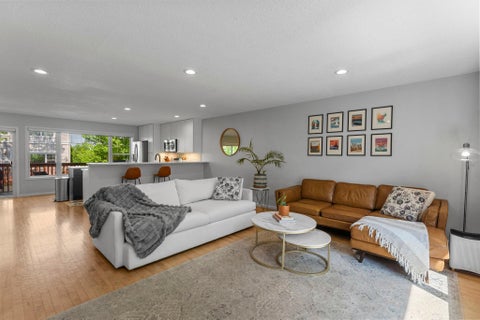 Townhouse For Sale - 1736 3rd Street<br/> Hennepin County, Minneapolis, MN 55413