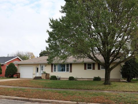 Homes For Sale - 905 16th Street<br/> Mower County, Austin, MN 55912