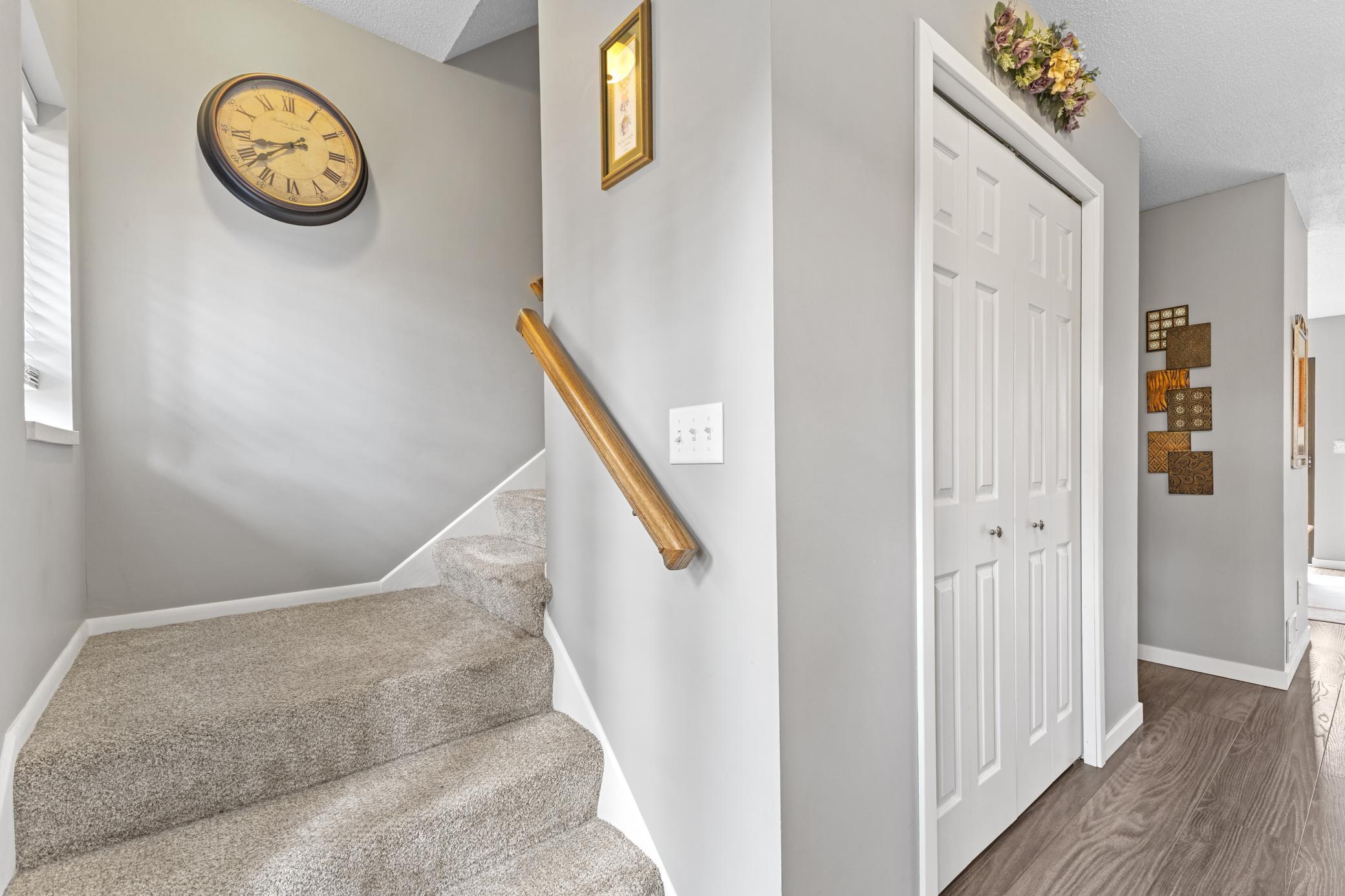 1239 Hillwind Road, Minneapolis, Minnesota image 10