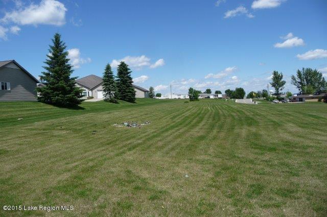 Xxxxxxx Western Avenue, Fergus Falls, Minnesota image 5