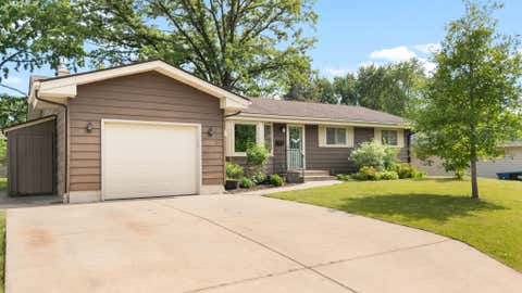 Homes For Sale - 588 Rice Creek Terrace<br/> Minneapolis, MN 55432