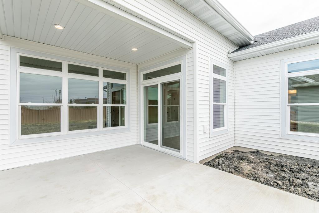 West Fargo, North Dakota 58078, United States, 2 Bedrooms Bedrooms, ,3 BathroomsBathrooms,Residential,Active,200142