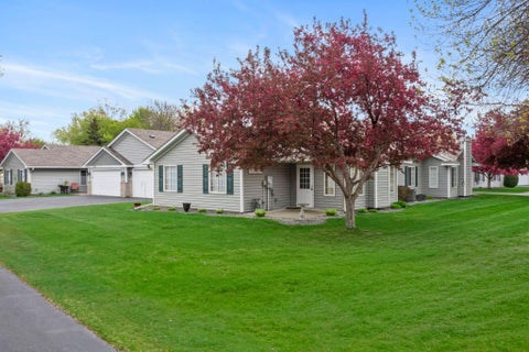Townhouse For Sale - 8524 Telford Crossing<br/> Minneapolis, MN 55443