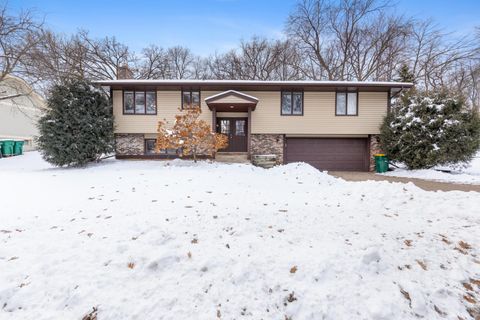 Homes For Sale - 303 Heather Lane<br/> Long Lake, MN 55356