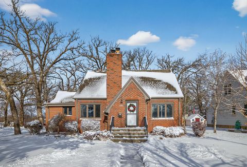 Homes For Sale - 1901 6th Avenue<br/> Mower County, Austin, MN 55912