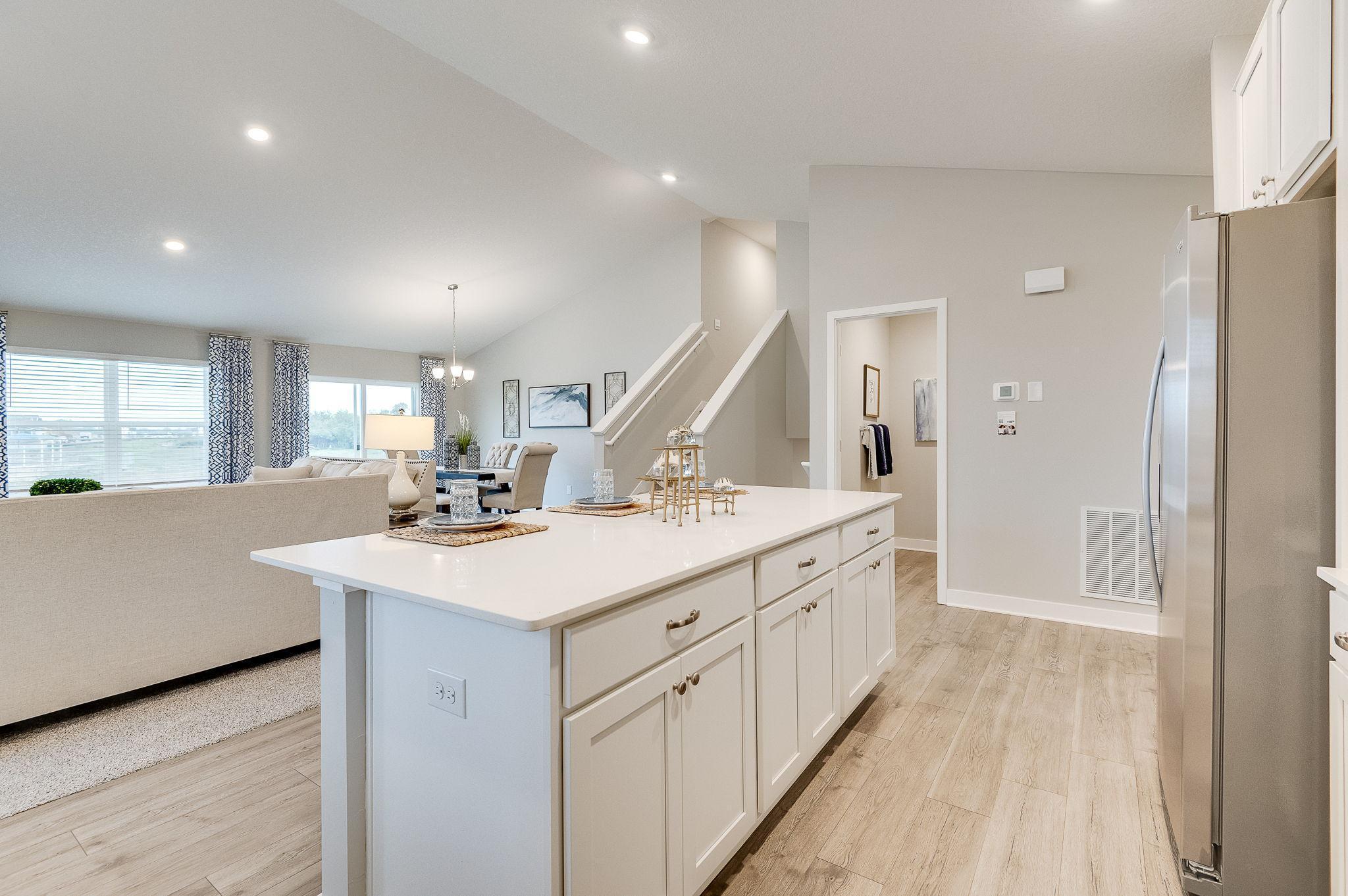 5181 Mustang Court, Woodbury, Minnesota image 3