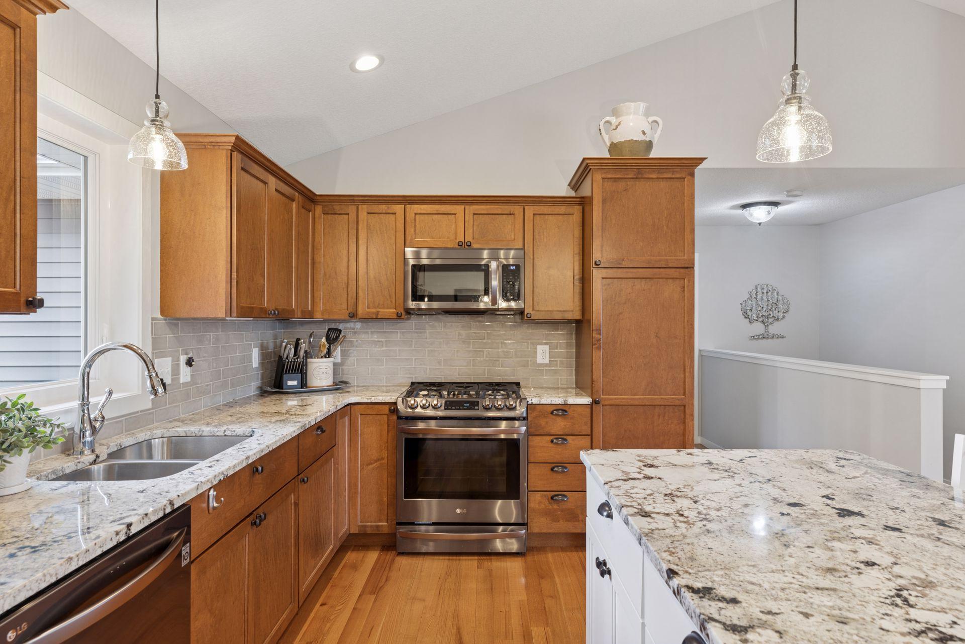 438 Wren Lane, Hudson, Wisconsin image 17