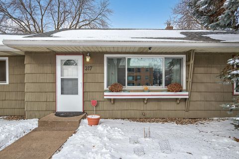 Homes For Sale - 317 Snelling Avenue<br/> Saint Paul, MN 55105
