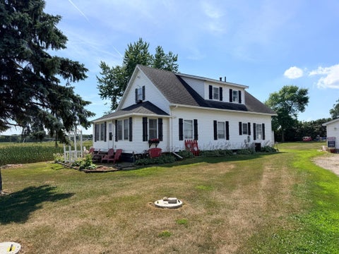 Homes For Sale - 9711 Ireland Avenue<br/> Annandale, MN 55302