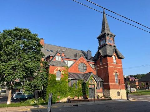 Condo For Sale - 108 3rd Street<br/> Stillwater, MN 55082