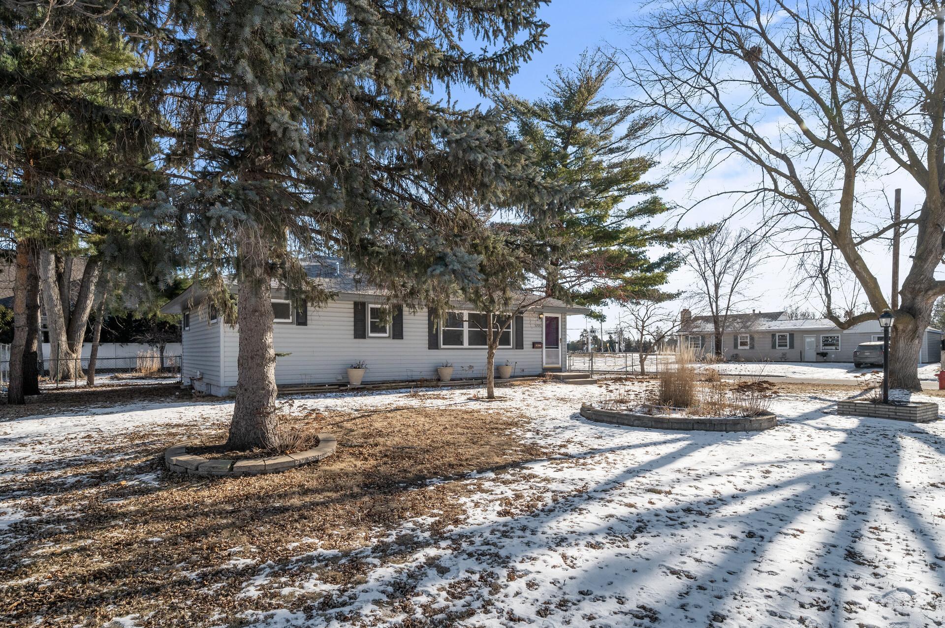 5206 Edgewood Avenue, Crystal, Minnesota image 32