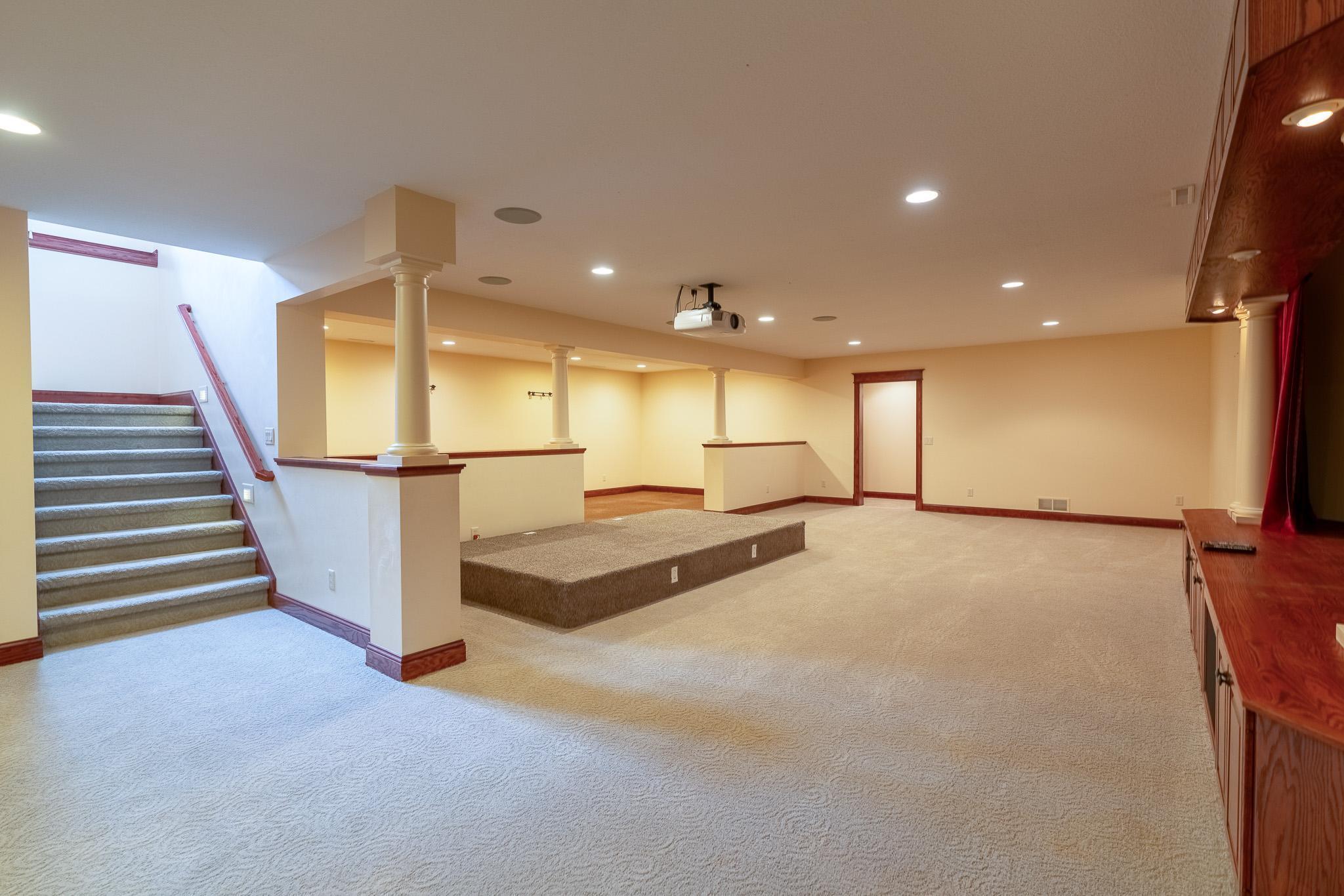 221 Woodhill Court, Mankato, Minnesota image 36
