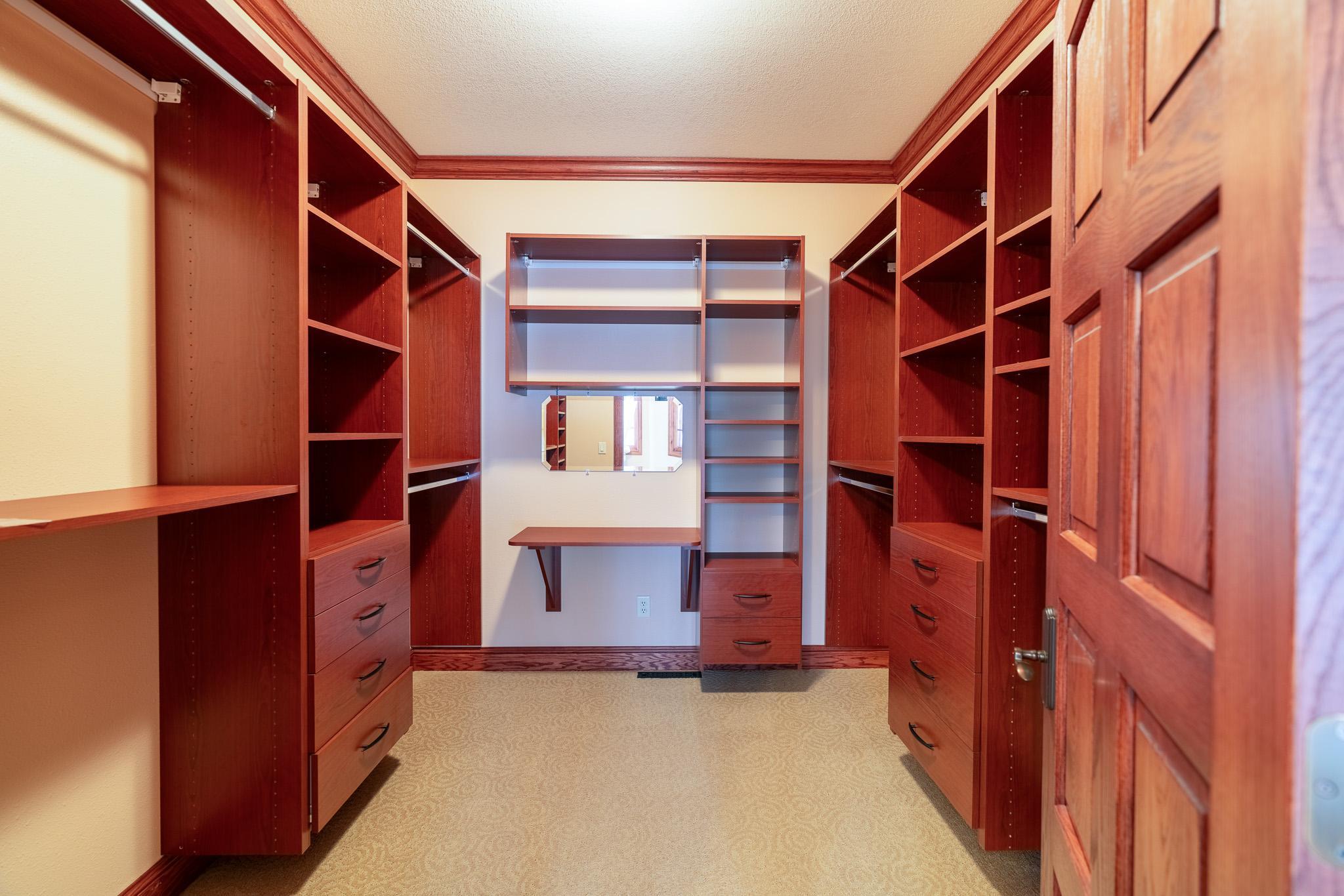221 Woodhill Court, Mankato, Minnesota image 23