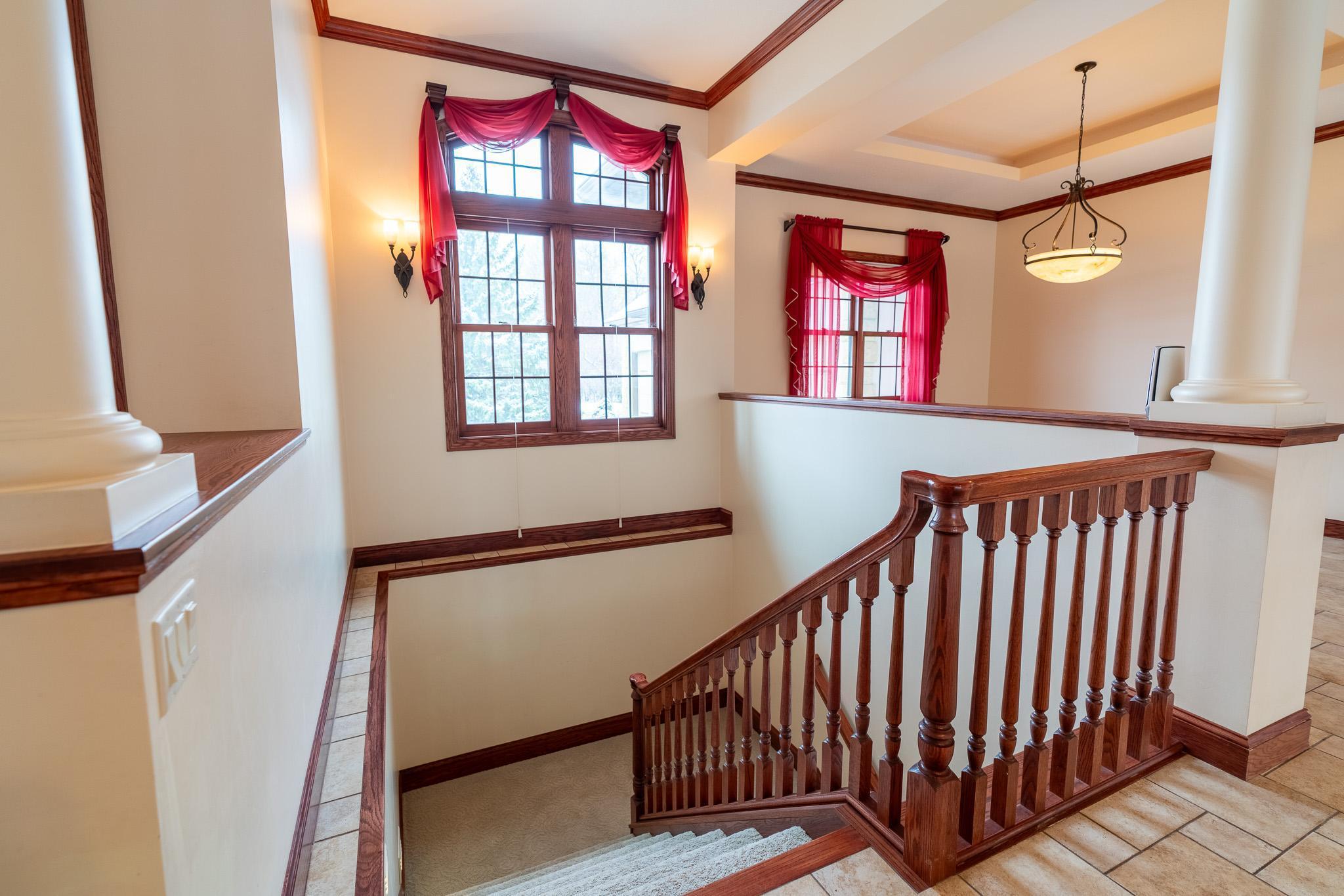 221 Woodhill Court, Mankato, Minnesota image 32