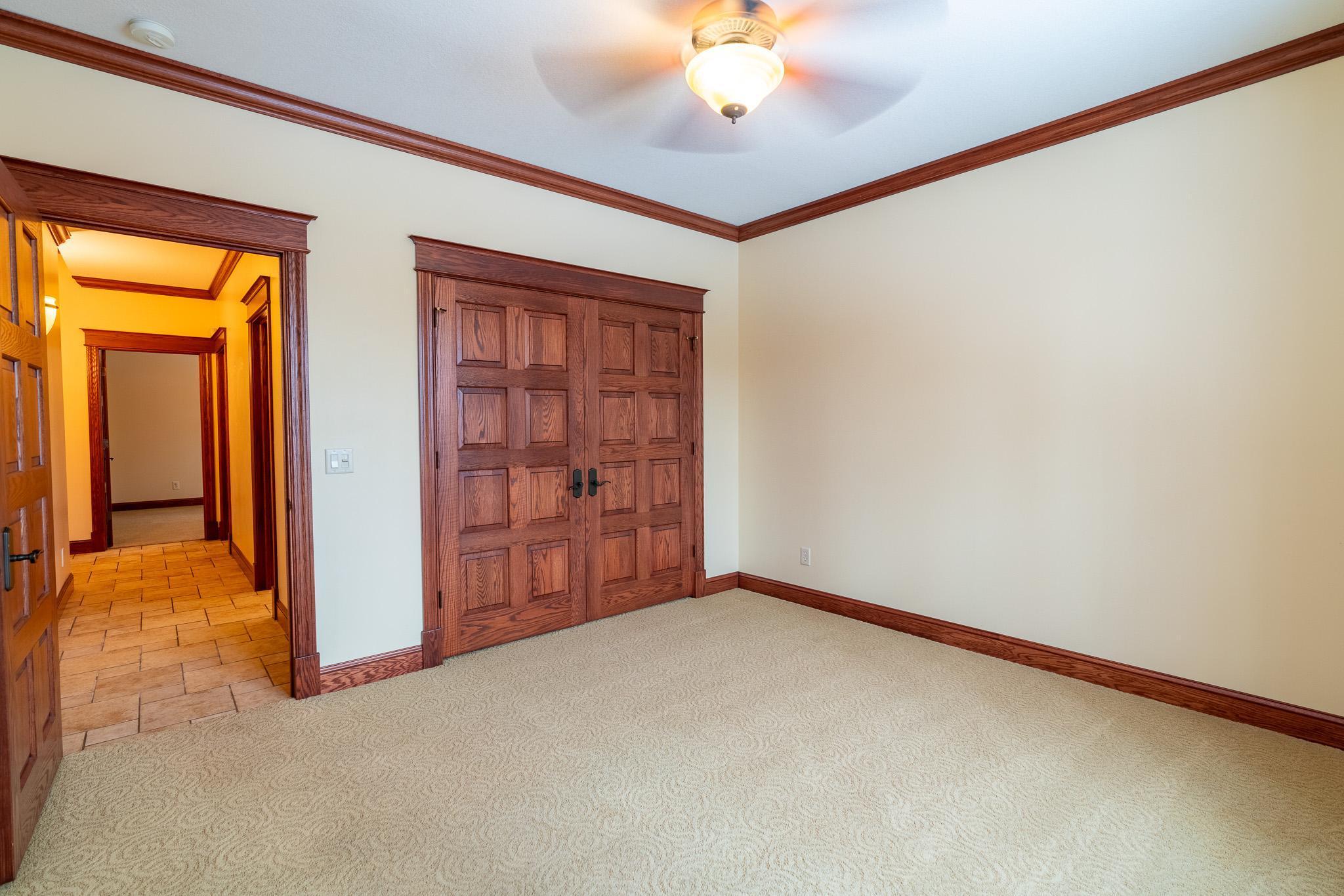 221 Woodhill Court, Mankato, Minnesota image 25