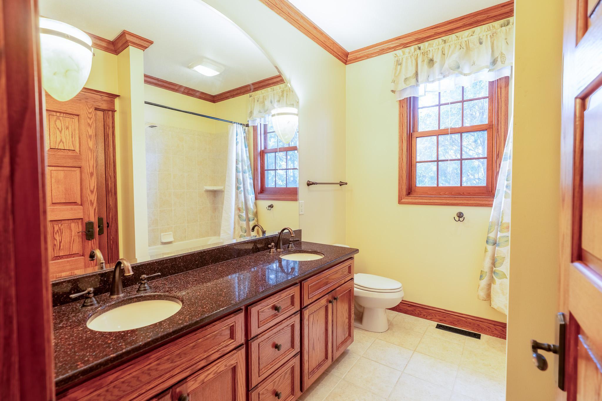 221 Woodhill Court, Mankato, Minnesota image 28