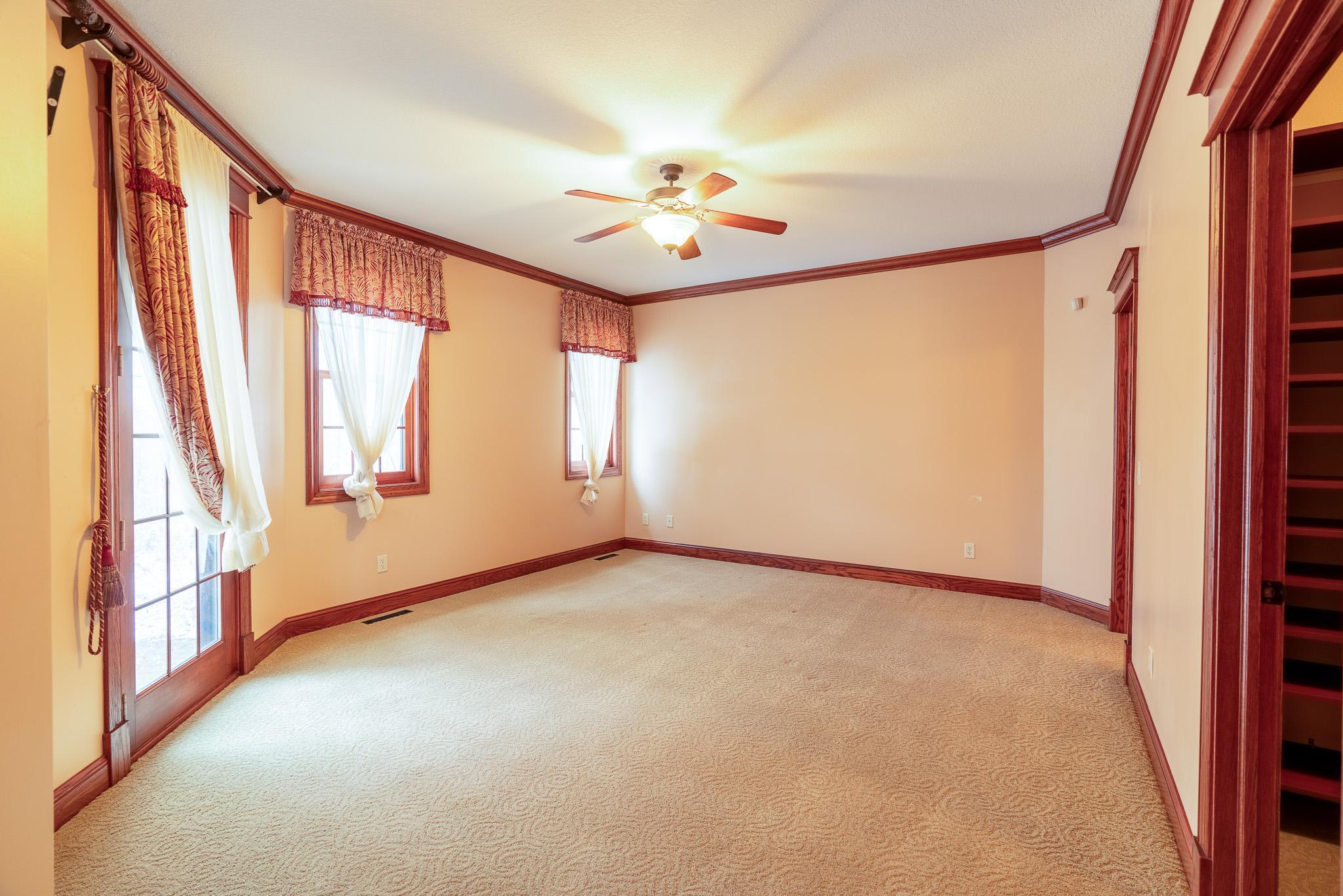 221 Woodhill Court, Mankato, Minnesota image 17
